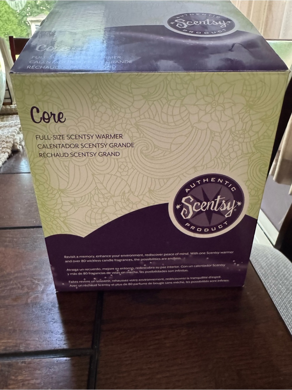 Scentsy Core Full-Size Warmer Box - Light Green & Deep Purple